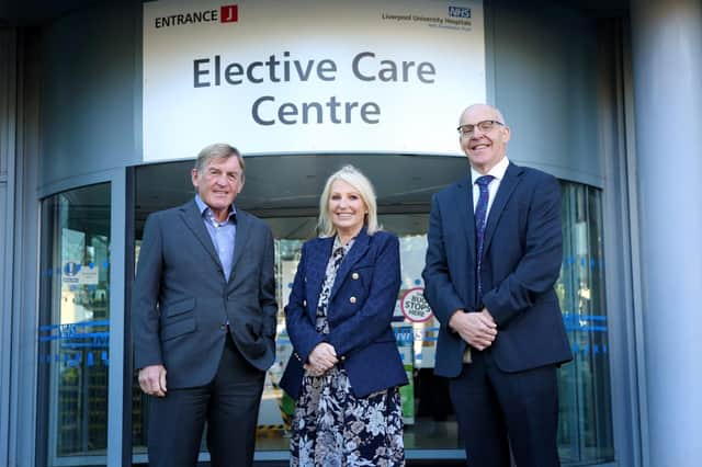 Sir Kenny and Marina Dalglish with Prof Jones at Aintree University Hospital. Image: LUHFT