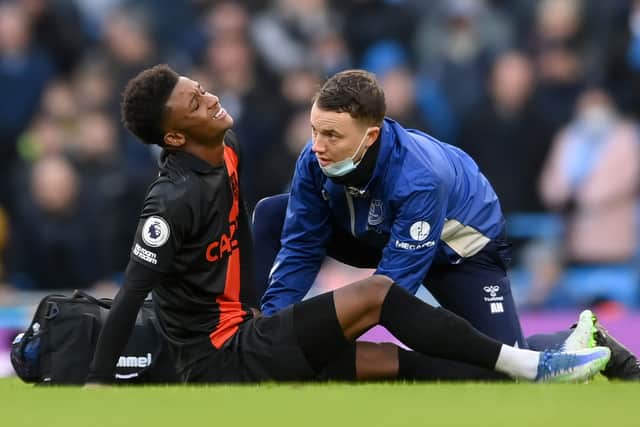 Demarai Gray came off injured in Everton’s 3-0 loss at Man City. Picture:  Laurence Griffiths/Getty Images