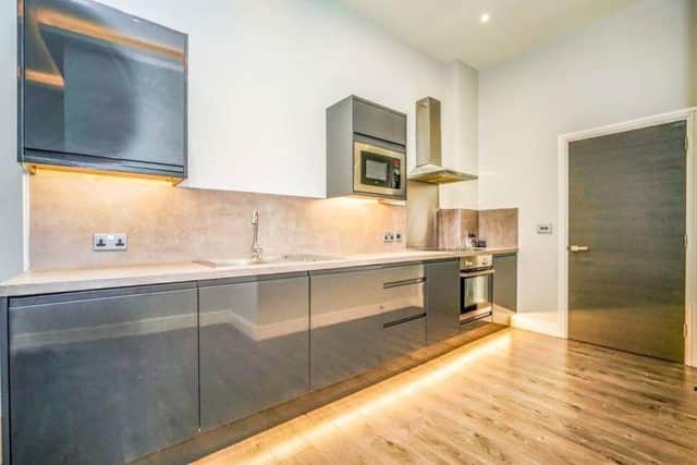 Modern  kitchen in Water St flat. Image: Rightmove/Move Residential 