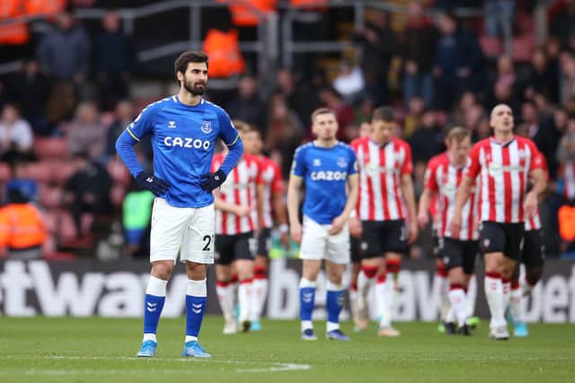 Andre Gomes watches on after his mistake led to Southampton’s opening goal on Saturday.