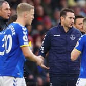 Frank Lampard speaks to his players during Everton’s loss at Southampton. Picture: Dan Istitene/Getty Images