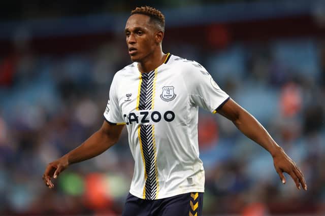Everton defender Yerry Mina came off injured after 18 minutes on sunday with a calf problem.  
