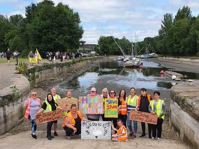 <p>Protestors from Save our Sankey Canal at the weekend. </p>