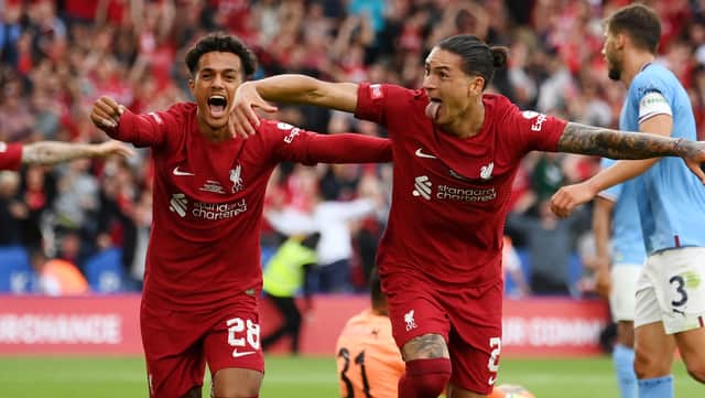 LEICESTER, ENGLAND - JULY 30: Darwin Nunez of Liverpool celebrates scoring their side’s third goal with teammate Fabio Carvalho during The FA Community Shield between Manchester City and Liverpool FC at The King Power Stadium on July 30, 2022 in Leicester, England. (Photo by Mike Hewitt/Getty Images)