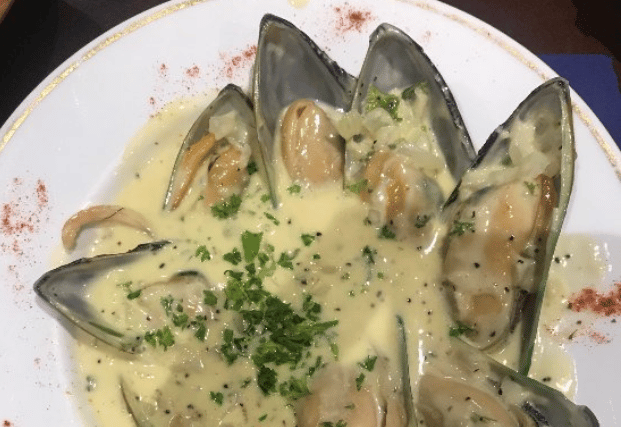 One customer who visited Greek Taverna in Liverpool described the service as “unreal."