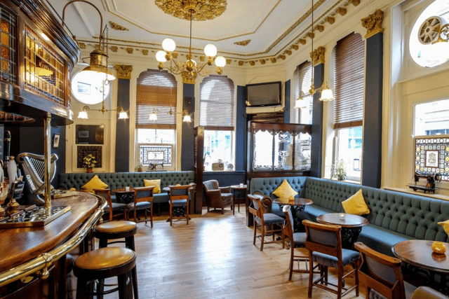 “The Railway is our new go-to Sunday Roast pub” said one reviewer after having a meal at the Liverpool establishment.