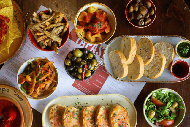 Whatever your dietary needs, Tapas Tapas has “a good choice for everyone, whether you're gluten free, veggie or a meat lover!”