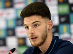 England midfielder Declan Rice gives a press conference at the World Cup. Image: NICOLAS TUCAT/AFP via Getty Images