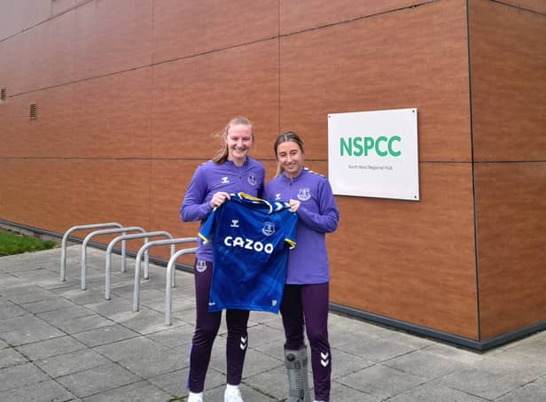 <p>Clare Wheeler and Courtney Brosnan visited the Hargraves Centre to speak to families who have received support after experiencing domestic abuse.</p>