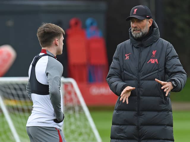 Liverpool manager Jurgen Klopp speaks to Ben Doak. Picture: John Powell/Liverpool FC via Getty Images