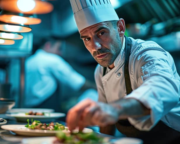 A professional chef prepares various dishes in the kitchen of an expensive restaurant. Image: Vasiliy - stock.adobe.com
