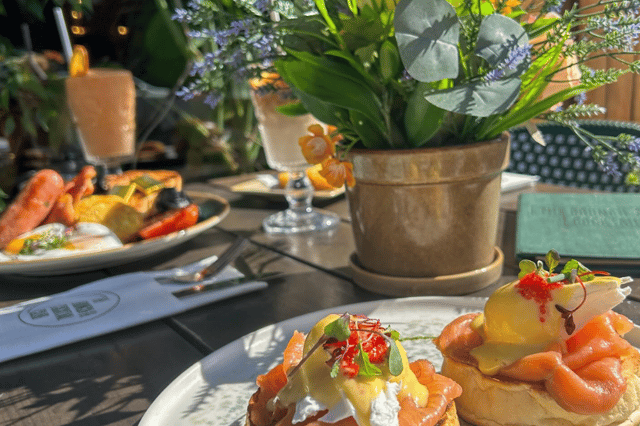 The Brunch & Cocktail Club is known for its Instagram-worthy interior and range of delicious breakfast and brunch dishes. Brunch is available all day and features dishes such as a pancake stack, a plant-based breakfast burger and smashed avo on toast. You can add bottomless drinks if you fancy feeling merry and there is also a lovely outdoor area. This restaurant is dog-friendly. 