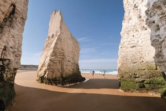 Offering amazing views of Kent’s white cliffs, Botany Bay is a hotspot for swimming and numerous watersport activities. It is also the perfect location to search for fossils or take an adventure on the Viking Coastal Trail.