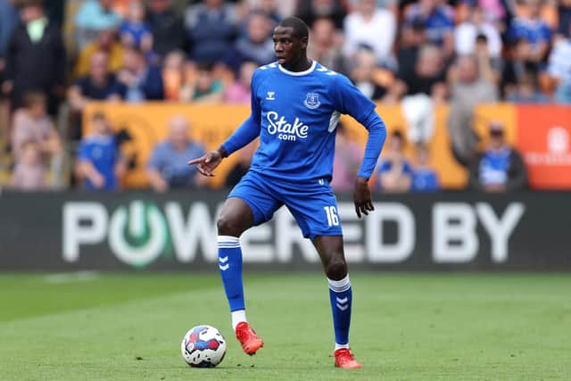 BLACKPOOL, ENGLAND - JULY 24: Abdoulaye Doucoure of Everton on the ball during the Pre-Season Friendly match between Blackpool and Everton at Bloomfield Road on July 24, 2022 in Blackpool, England. (Photo by George Wood/Getty Images)